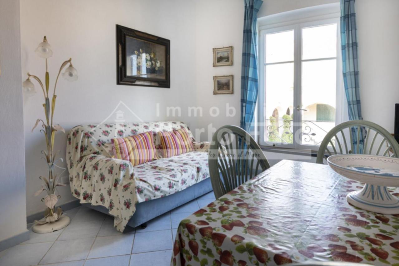 Vila 12 Centro - Trilocale Vista Mare Sul Faro Di Porto Faro Palau Exteriér fotografie